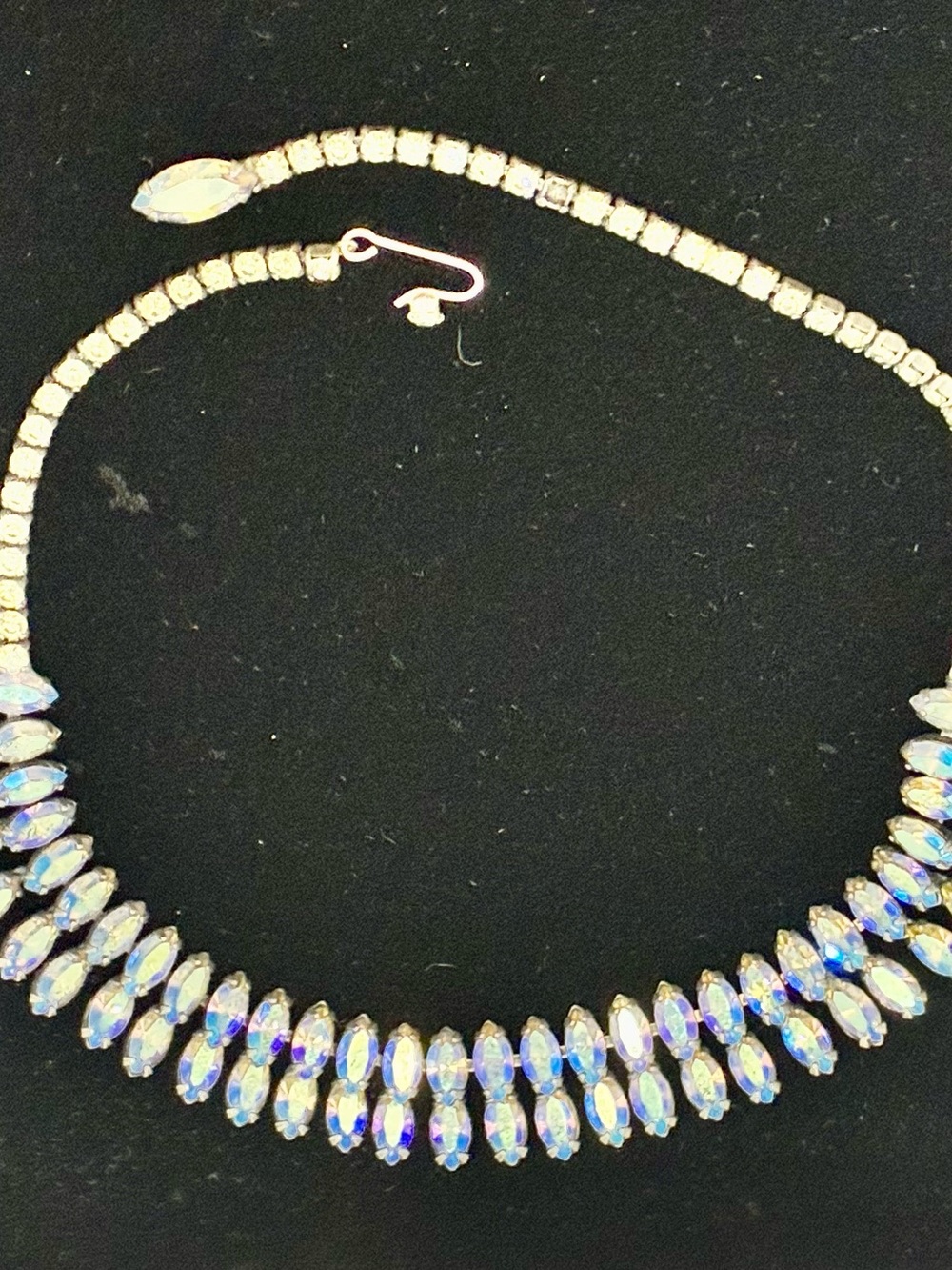 DeLizza & Elster Mid-Century Swarovski AB crystal navette cut fringe necklace - Picture 7 of 10